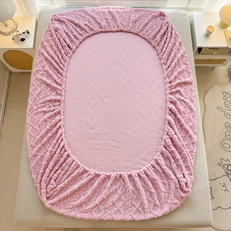 3D Embossed Velvet Bed Cover – Winter Warm Fitted Mattress Protector & Thickened Bedsheet