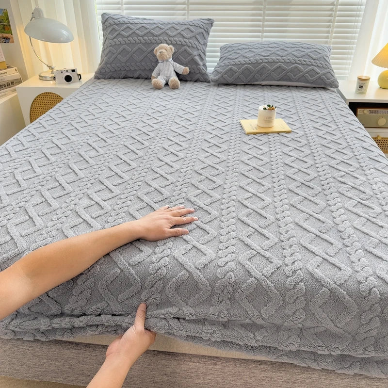 3D Embossed Velvet Bed Cover – Winter Warm Fitted Mattress Protector & Thickened Bedsheet