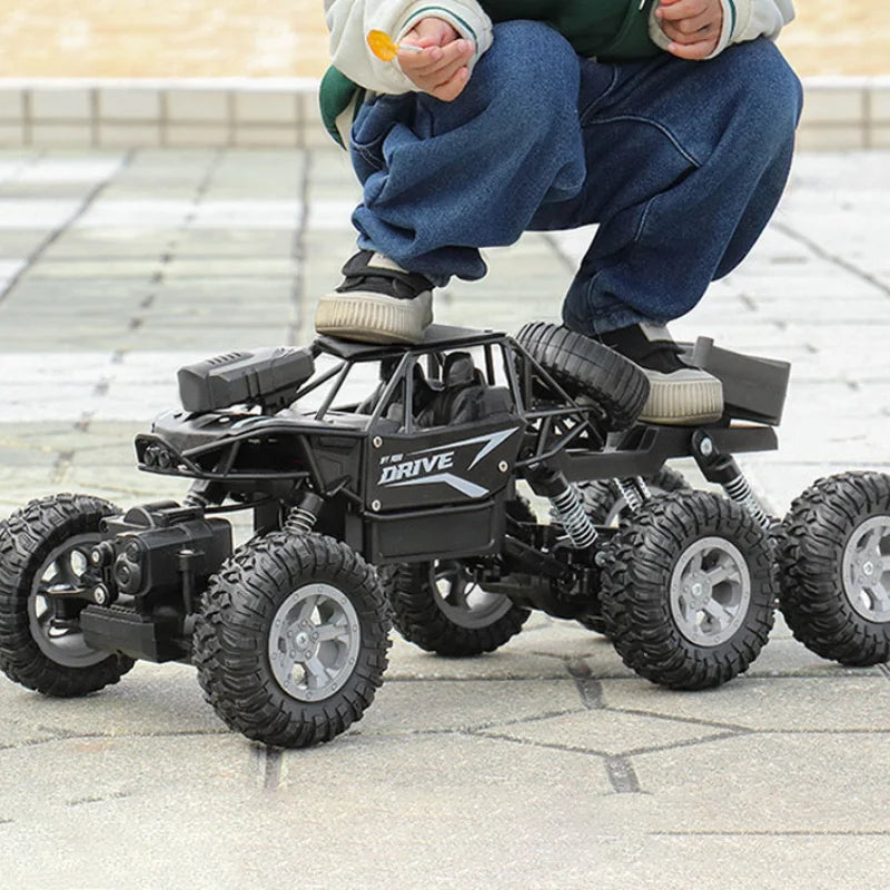 Six-Wheel Drive RC Car – Cross-Country Climbing Spray Racing Car for Kids & Adults