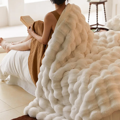 Double-Sided Faux Rabbit Fleece Blanket – Ultra Soft Warm All-Season Throw for Bed, Sofa & Travel