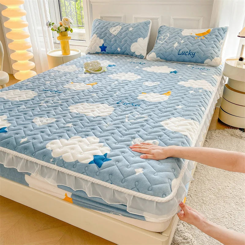 Fitted Sheet Winter Thickened Padded Three-Piece Set – Non-Slip Mattress Protective Cover