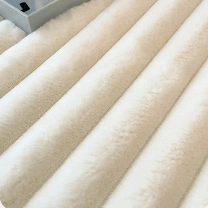 Soft Warm Plush Mattress Protector Cover – Winter Couple Fitted Sheet, Black & White Plaid Elastic Bed Protection Pad