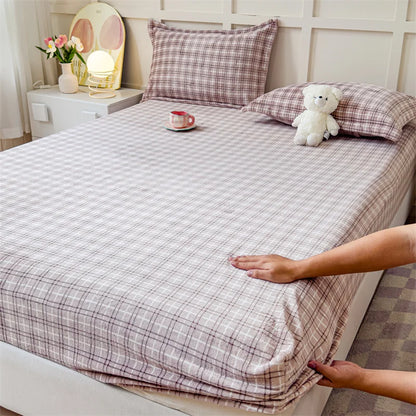 Milk Velvet Thickened Fitted Sheet – Soft Warm Winter Bedding Cow Print Dustproof Mattress Protector for Bedroom & Guest Room