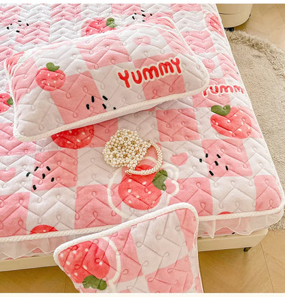 Fitted Sheet Winter Thickened Padded Three-Piece Set – Non-Slip Mattress Protective Cover