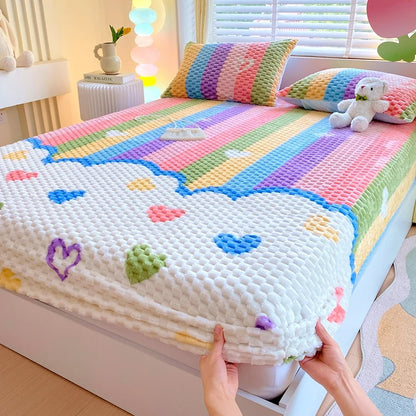 Warm Fitted Sheet Soft Velvet Bed Cover – Double Bedsheet Winter Mattress Protector Bed Linen (Pillowcase Sold Separately)