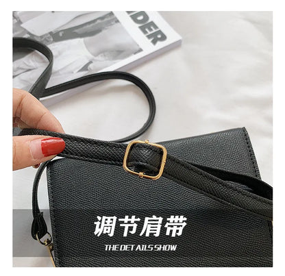Style Women’s Shoulder Bag with Lock Closure – Trendy Embossed Crossbody Bag for Women