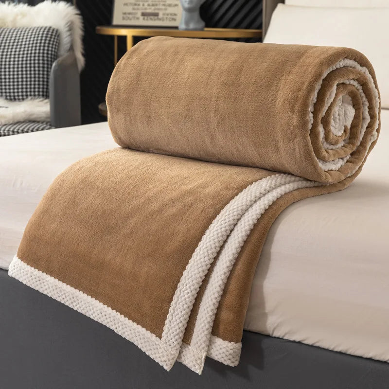 Double-Sided Thick Milk Velvet Blanket – Soft Flannel Quilt for All Seasons & Travel