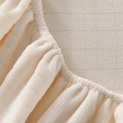 Luxury Carved Milk Velvet Fitted Sheet – Ultra Soft Thickened Mattress Protector for Winter