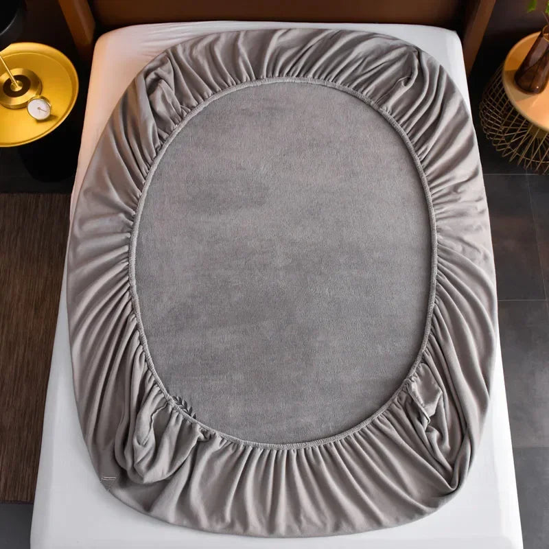 Winter Warm Solid Flannel Fitted Sheet | Elastic Band Mattress Protector | King Size 180x200cm | Milk Velvet Bed Sheet