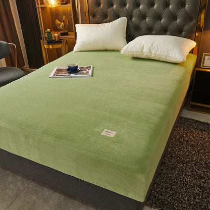 Soft Warm Thick Velvet Fitted Sheet – High Quality Non-Slip Elastic Mattress Cover & Adjustable Bed Protector