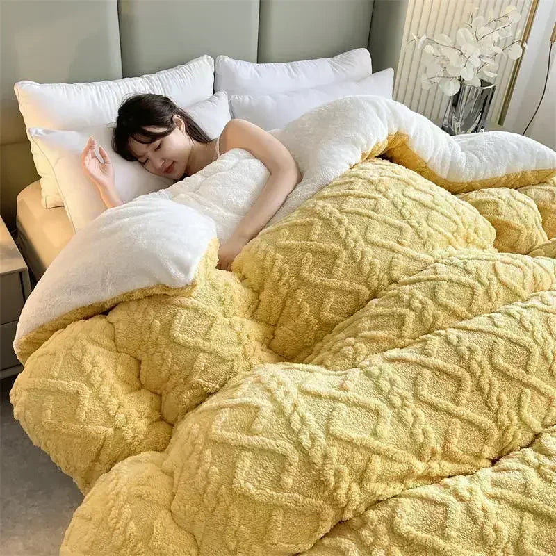 Super Thick Winter Warm Blanket – Artificial Lamb Cashmere Weighted Quilt Comforter for Bed