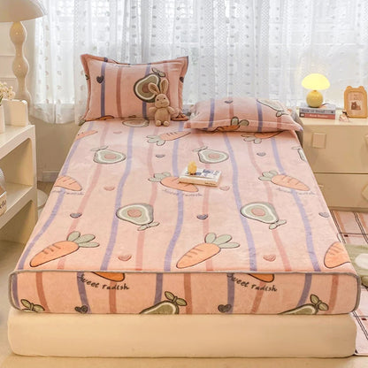 New Snowflake Velvet Fitted Sheet – Winter Warm Cartoon Print Bed Cover for Bedroom & Apartment