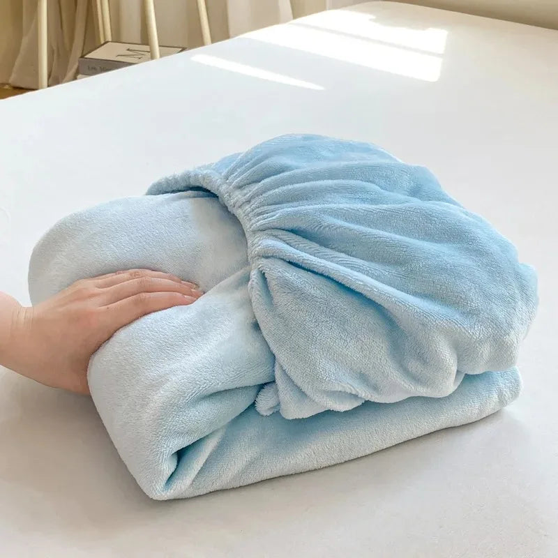 Premium flannel + coral fleece fabric for ultra-soft comfort.