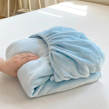 Premium flannel + coral fleece fabric for ultra-soft comfort.