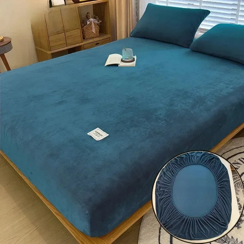 Soft Warm Plush Fitted Sheet – Elastic Mattress Cover Fluffy Coral Fleece Bed Linen for Winter, Luxury Double Bed Bedding