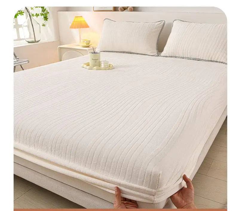 Luxury Carved Milk Velvet Fitted Sheet – Ultra Soft Thickened Mattress Protector for Winter