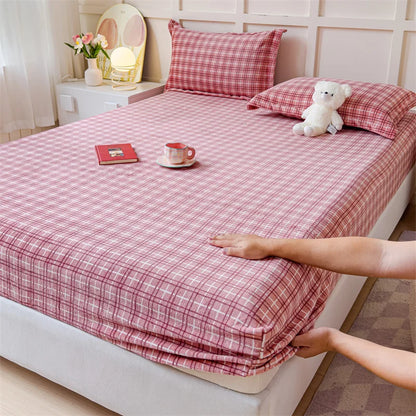 Milk Velvet Thickened Fitted Sheet – Soft Warm Winter Bedding Cow Print Dustproof Mattress Protector for Bedroom & Guest Room