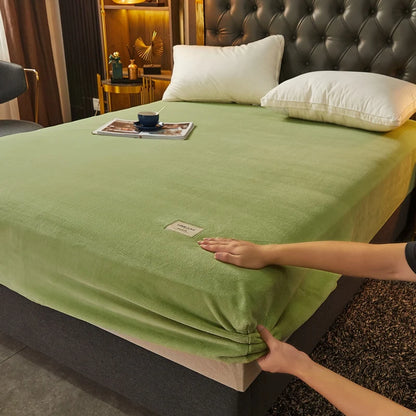 Soft Warm Thick Velvet Fitted Sheet – High Quality Non-Slip Elastic Mattress Cover & Adjustable Bed Protector