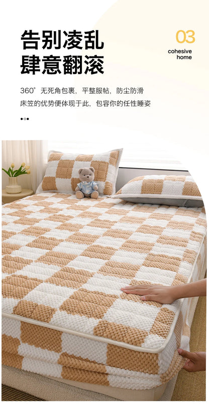 Winter Fleece Mattress Protective Cover | Thickened Milk Fleece Fitted Sheet | Padded Plaid 3-Piece Set