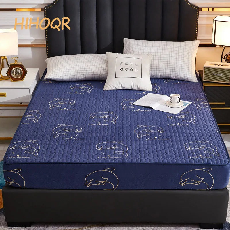 Waterproof Thickened Mattress Pad Protector – Skin-Friendly Durable Fitted Bed Sheet Cover, Latex Mat Cover (120x200 / 150x200 / 180x200)