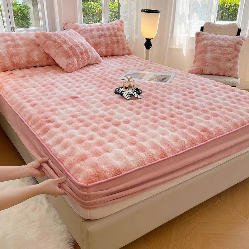 Rabbit Plush Fitted Sheet – Thick Coral Fleece Mattress Cover, Super Soft Warm Bedding for Autumn & Winter (Single Size)