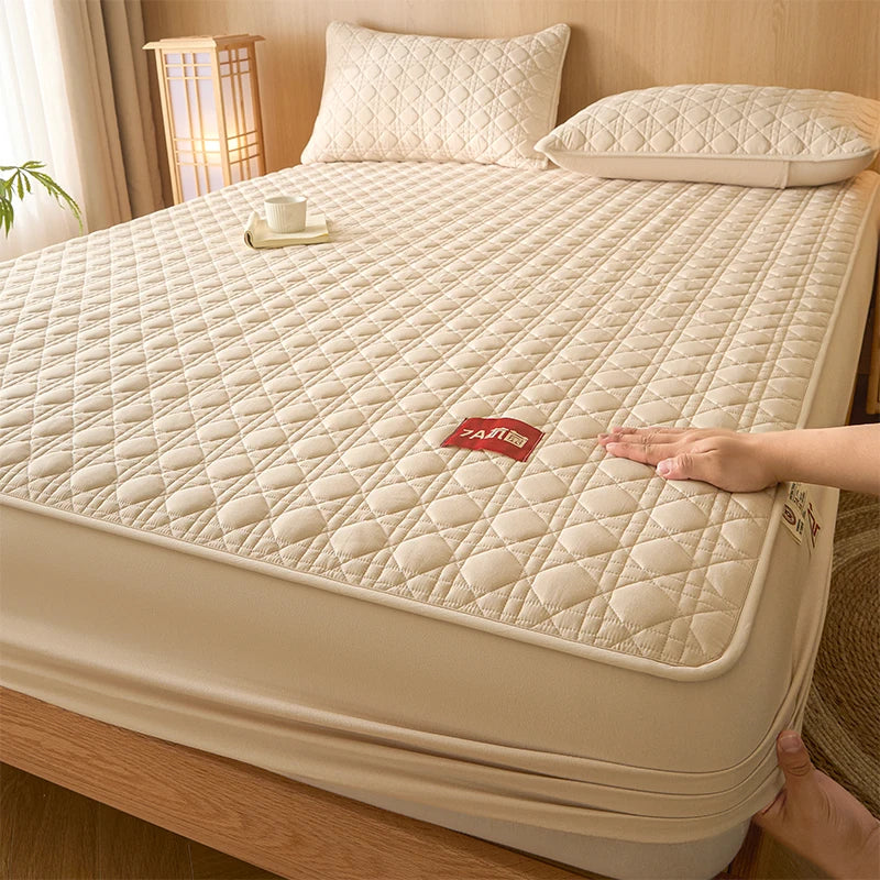 Class A Waterproof Antibacterial Mattress Cover | Mite-Resistant Padded Bed Sheet | Four-Season Universal Bed Cover