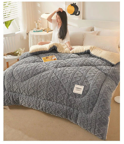 Super Thick Winter Warm Blanket – Artificial Lamb Cashmere Weighted Quilt Comforter for Bed