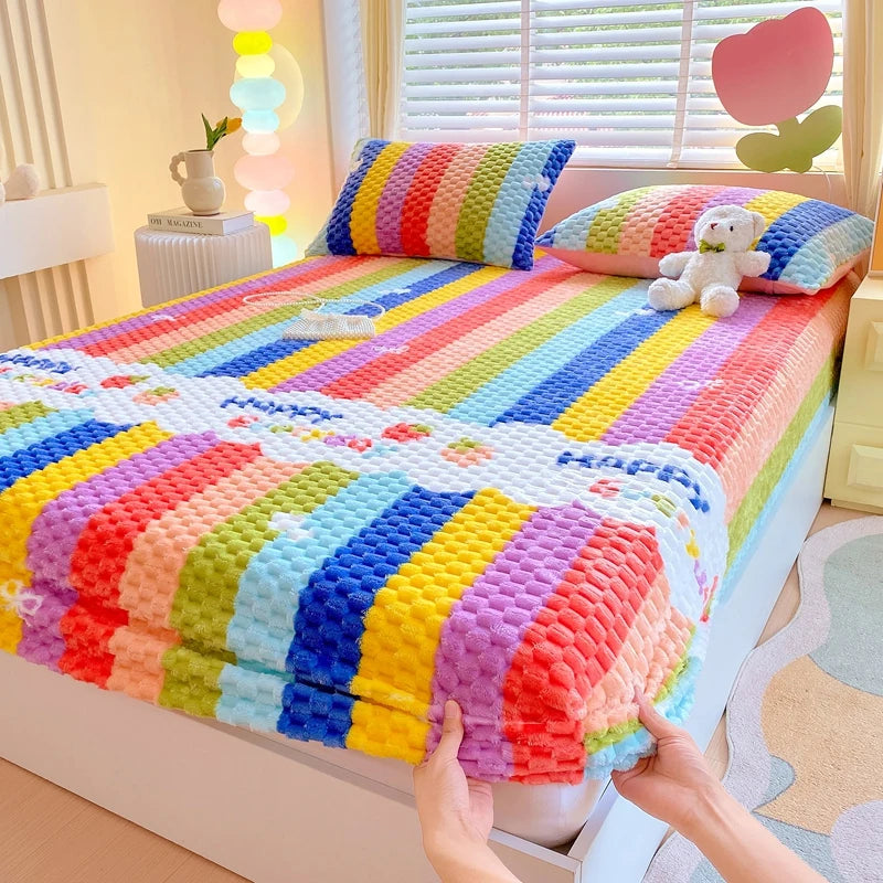 Warm Fitted Sheet Soft Velvet Bed Cover – Double Bedsheet Winter Mattress Protector Bed Linen (Pillowcase Sold Separately)