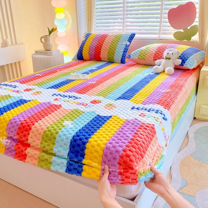 Warm Fitted Sheet Soft Velvet Bed Cover – Double Bedsheet Winter Mattress Protector Bed Linen (Pillowcase Sold Separately)