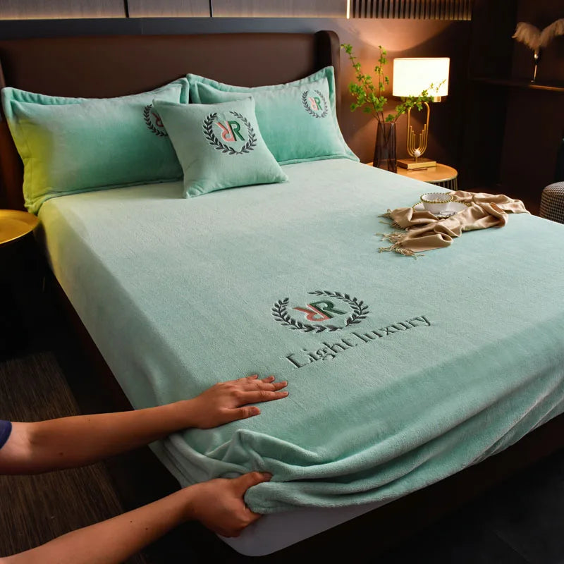 Winter Warm Solid Flannel Fitted Sheet | Elastic Band Mattress Protector | King Size 180x200cm | Milk Velvet Bed Sheet