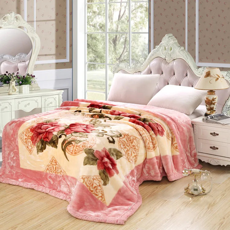 Ultra Soft Rose Throw Blanket – Cozy Heavy Microfiber Fleece for Bed, Sofa & Dormitory