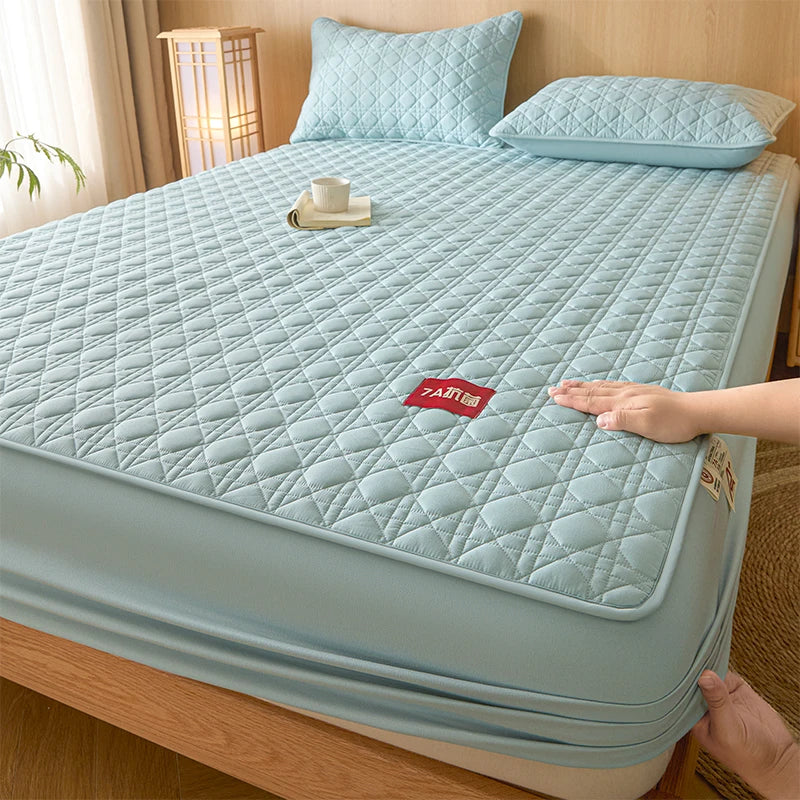 Class A Waterproof Antibacterial Mattress Cover | Mite-Resistant Padded Bed Sheet | Four-Season Universal Bed Cover