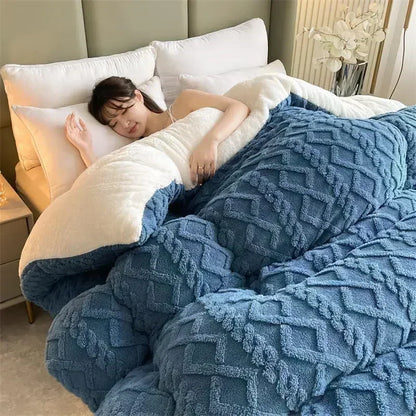 Super Thick Winter Warm Blanket – Artificial Lamb Cashmere Weighted Quilt Comforter for Bed