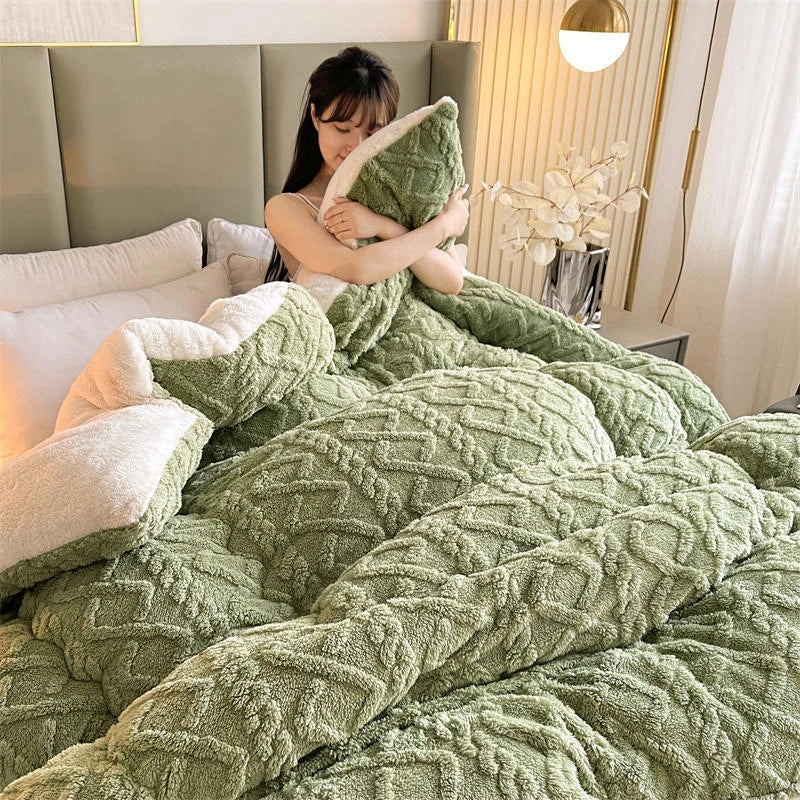 Super Thick Winter Warm Blanket – Artificial Lamb Cashmere Weighted Quilt Comforter for Bed