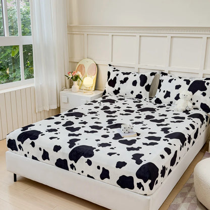 Milk Velvet Thickened Fitted Sheet – Soft Warm Winter Bedding Cow Print Dustproof Mattress Protector for Bedroom & Guest Room