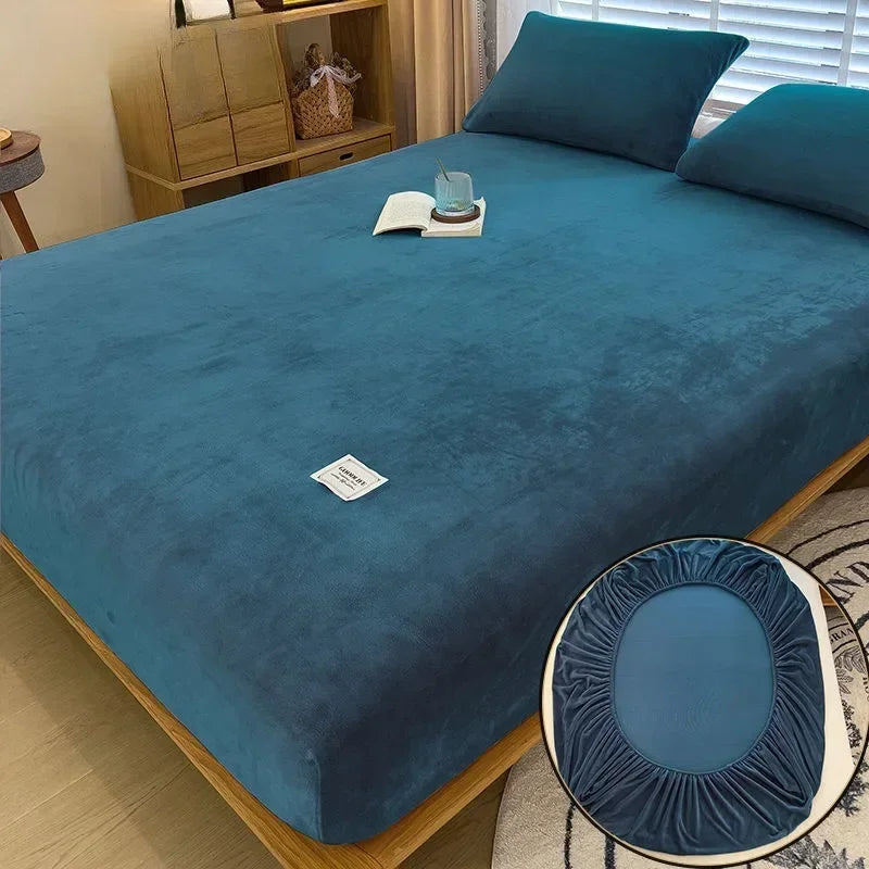 Soft Warm Plush Fitted Sheet – Elastic Mattress Cover Fluffy Coral Fleece Bed Linen for Winter, Luxury Double Bed Bedding