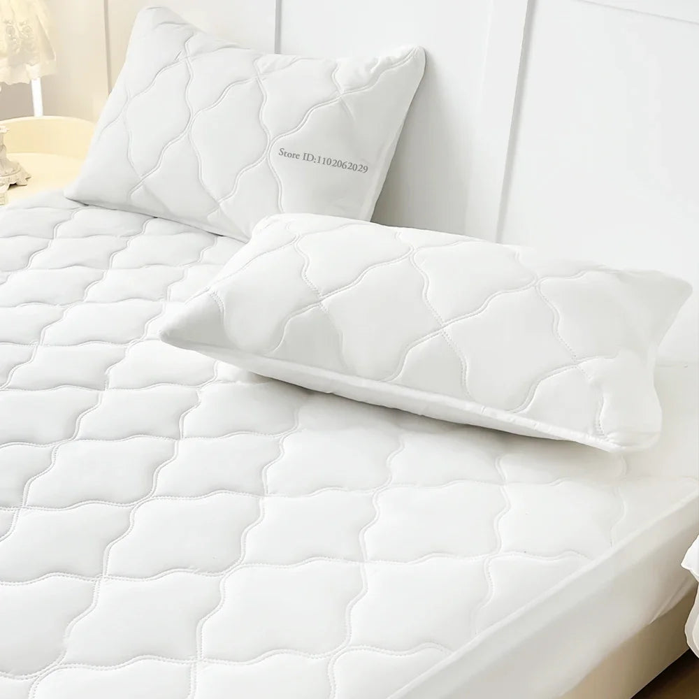 Waterproof Fitted Bed Sheets – Soft Microfiber Mattress Pads, Breathable Bedspread Protector for Single, Double, King, Queen Sizes