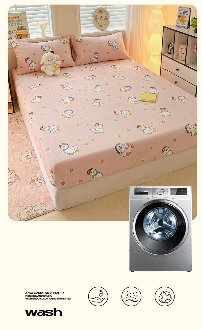 Milk Velvet Cartoon Printed Fitted Sheet – Plush Warm Mattress Protective Cover for Winter, Skin-Friendly Bed Cover for Dorm & Home