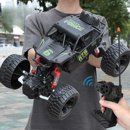 Six-Wheel Drive RC Car – Cross-Country Climbing Spray Racing Car for Kids & Adults