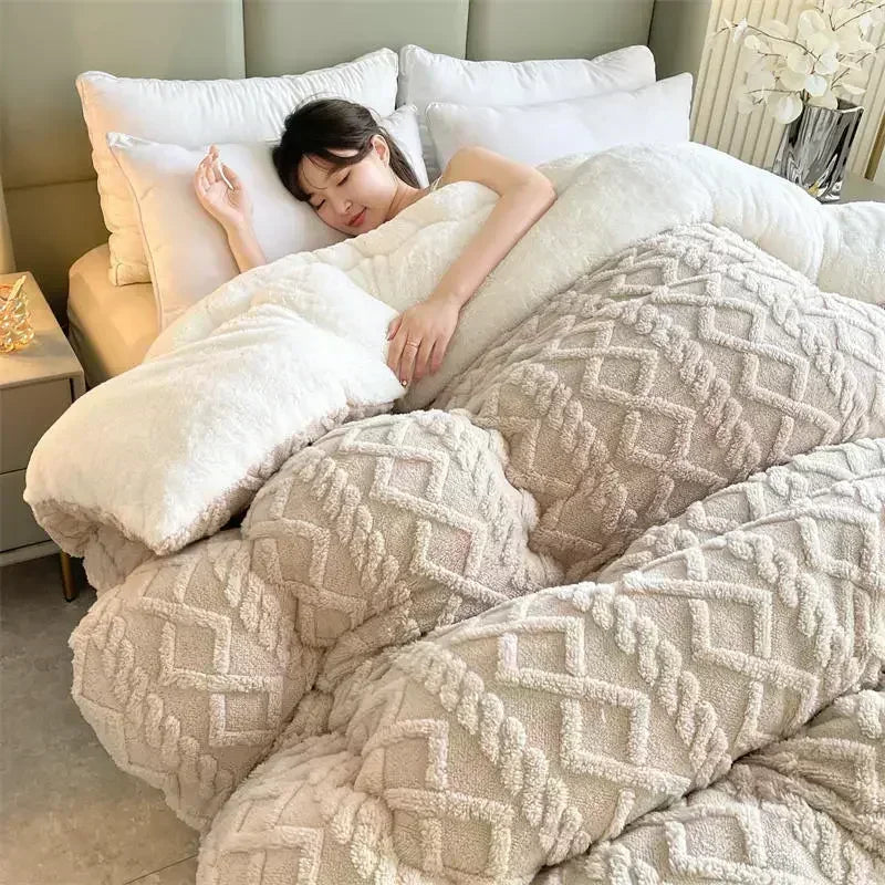 Super Thick Winter Warm Blanket – Artificial Lamb Cashmere Weighted Quilt Comforter for Bed