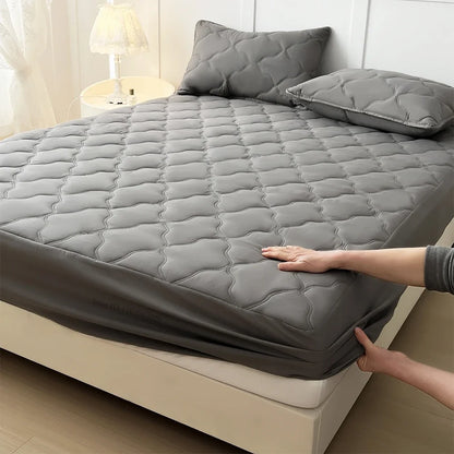 Waterproof Fitted Bed Sheets – Soft Microfiber Mattress Pads, Breathable Bedspread Protector for Single, Double, King, Queen Sizes
