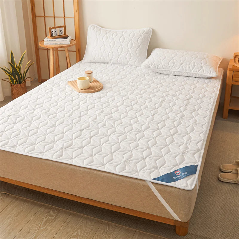 Waterproof Mattress Topper | Quilted Protector Pad | Elastic Band Fitted Bedspread | Winter Mattress Cover for Single & Double Beds (140/160 cm)