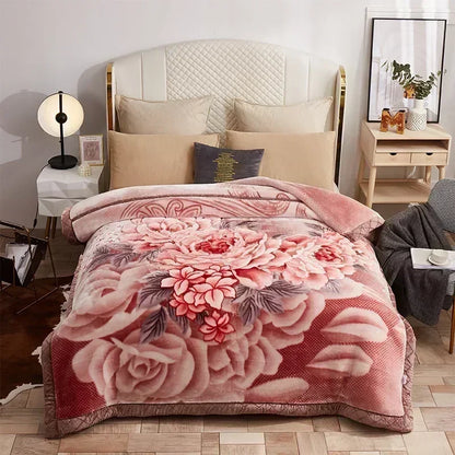 European Style Warm Raschel Blanket – Thickened Weighted Winter Comforter & Double-Sided Duvet
