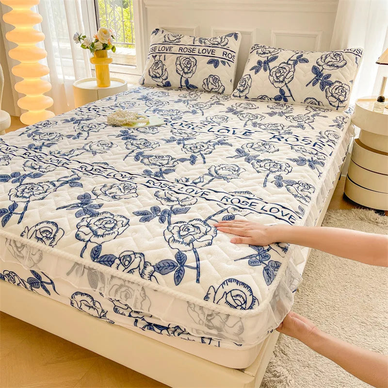 Fitted Sheet Winter Thickened Padded Three-Piece Set – Non-Slip Mattress Protective Cover
