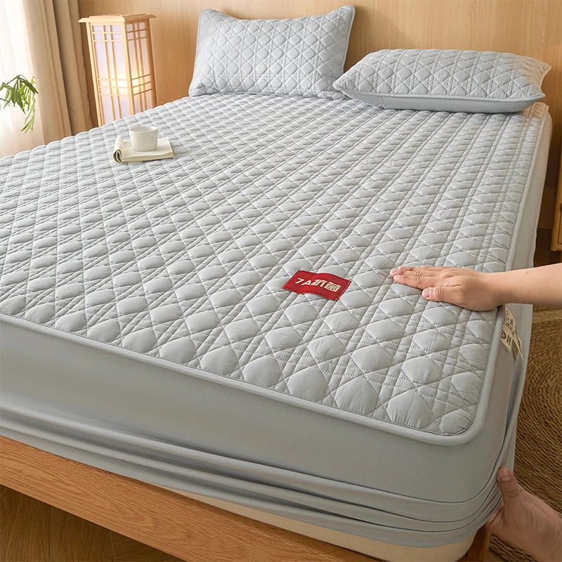 Class A Waterproof Antibacterial Mattress Cover | Mite-Resistant Padded Bed Sheet | Four-Season Universal Bed Cover