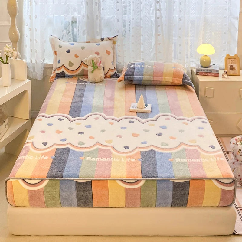 New Snowflake Velvet Fitted Sheet – Winter Warm Cartoon Print Bed Cover for Bedroom & Apartment