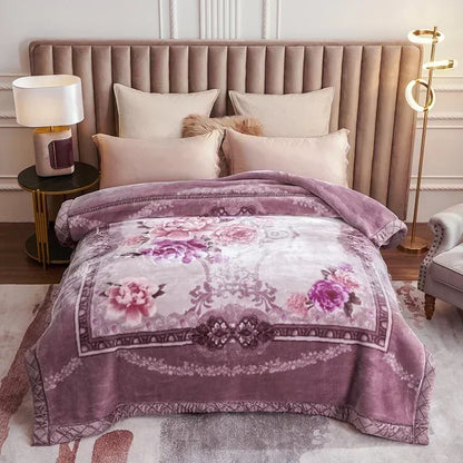 European Style Warm Raschel Blanket – Thickened Weighted Winter Comforter & Double-Sided Duvet